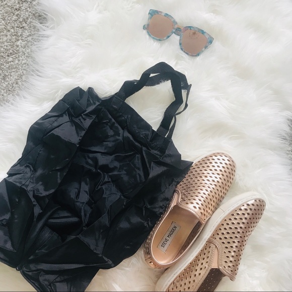 Collapsable Black Tote in Floral Pouch - Picture 2 of 2